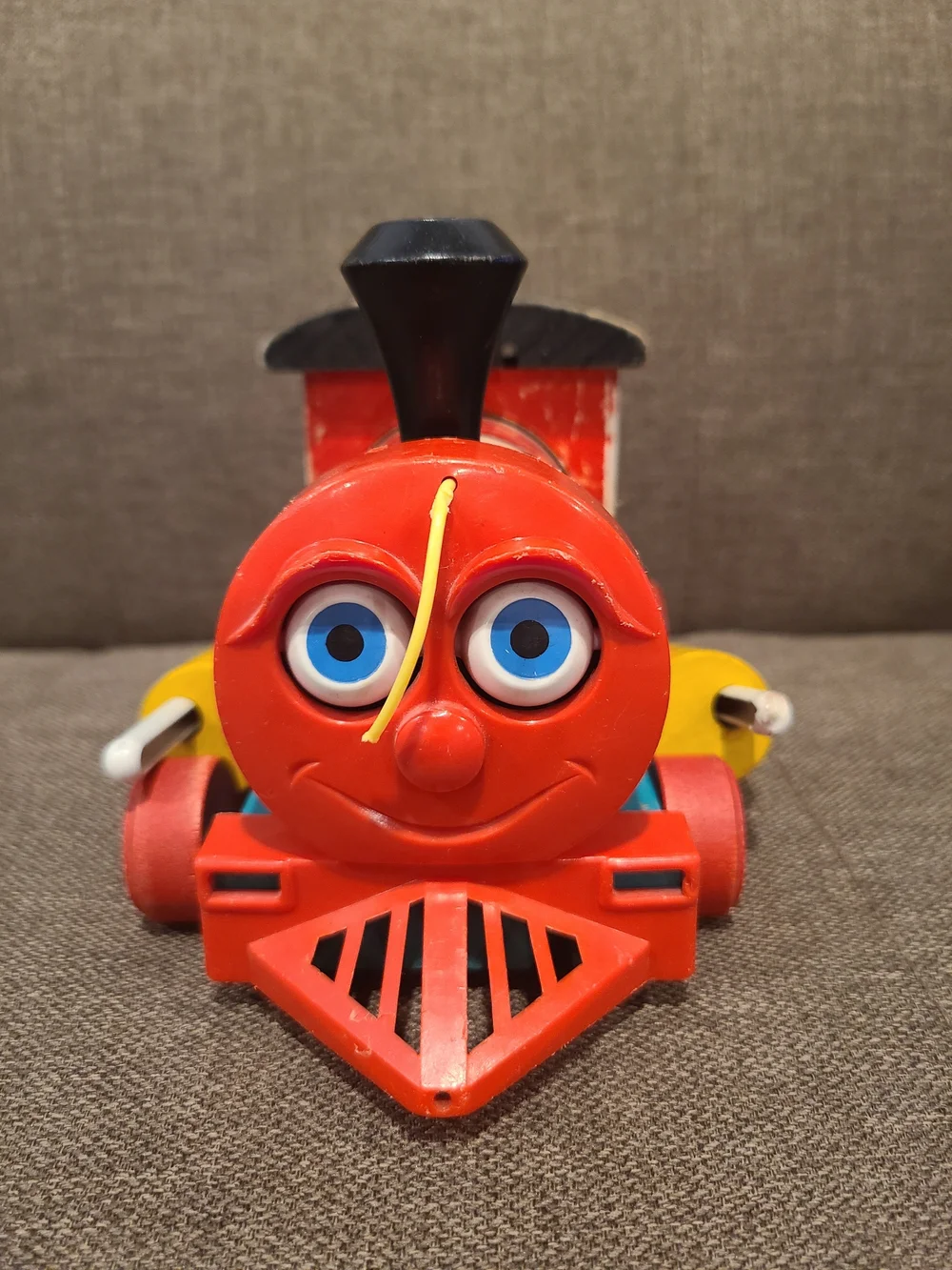 Vintage - Fisher Price - HUFFY PUFFY 999 - Wood Train Engine